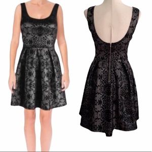 AQUA Black Silver Velvet Damask Fit & Flare Low Back Dress - S